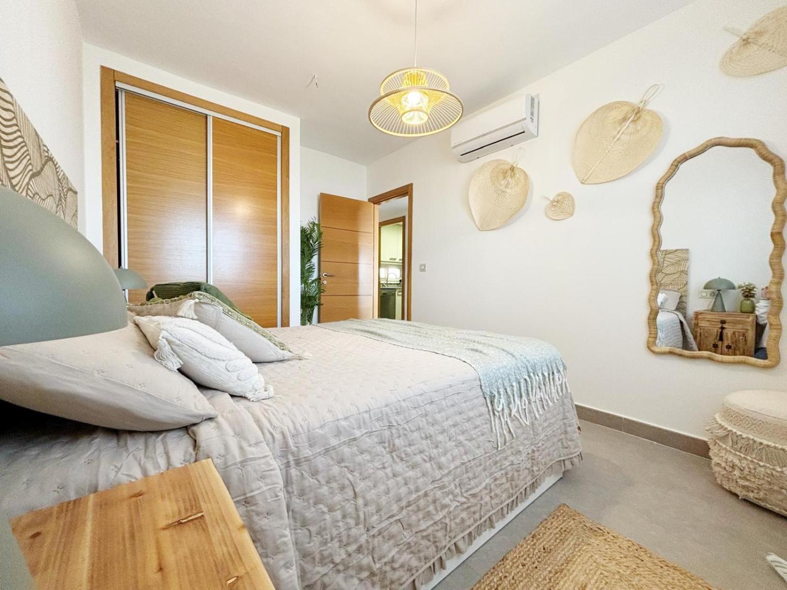 Beach Sun Spirit, Spa & Gym ลามังกา เดล มาร์เมนอร์ ภายนอก รูปภาพ